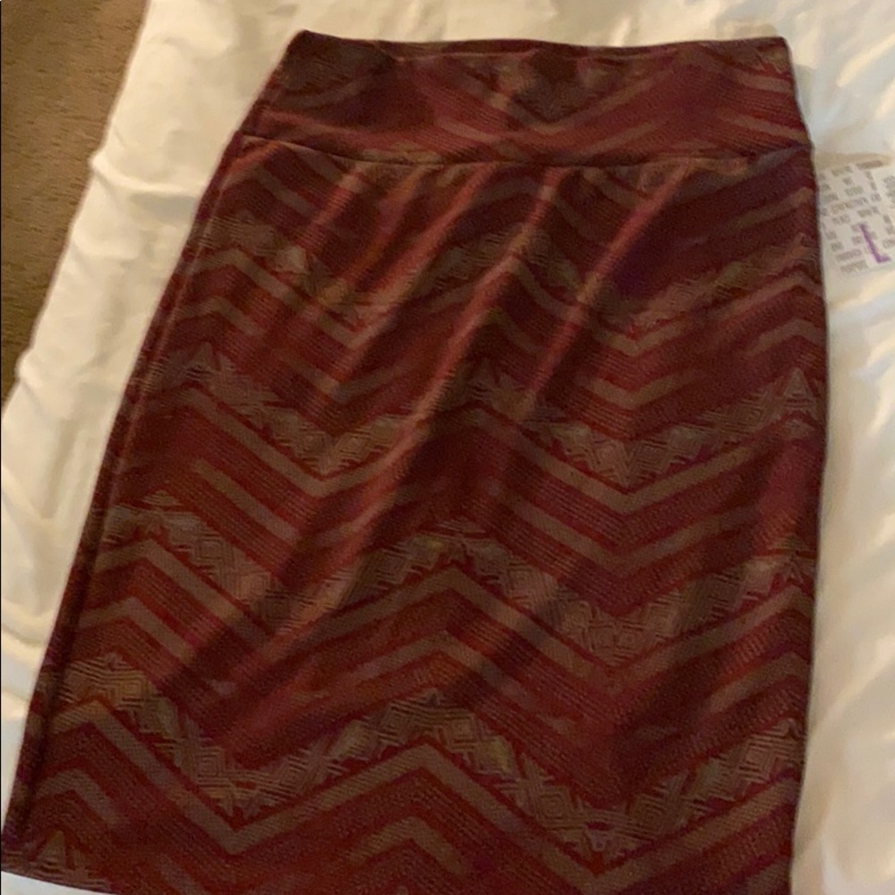 L Lularoe Cassie